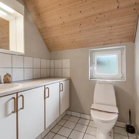 Thatched House With And Pool By The Sea - Sj67 Holiday home Harboor