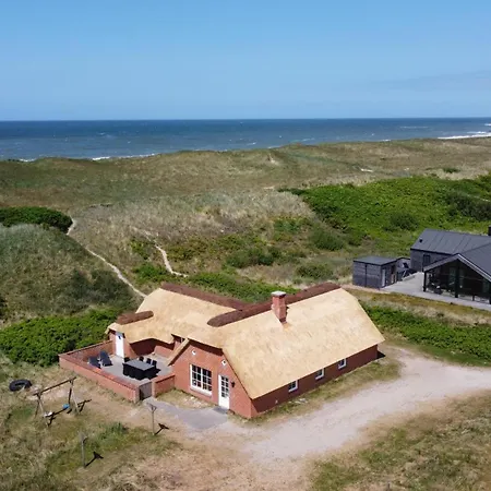 Thatched House With And Pool By The Sea - Sj67 Holiday home Harboor